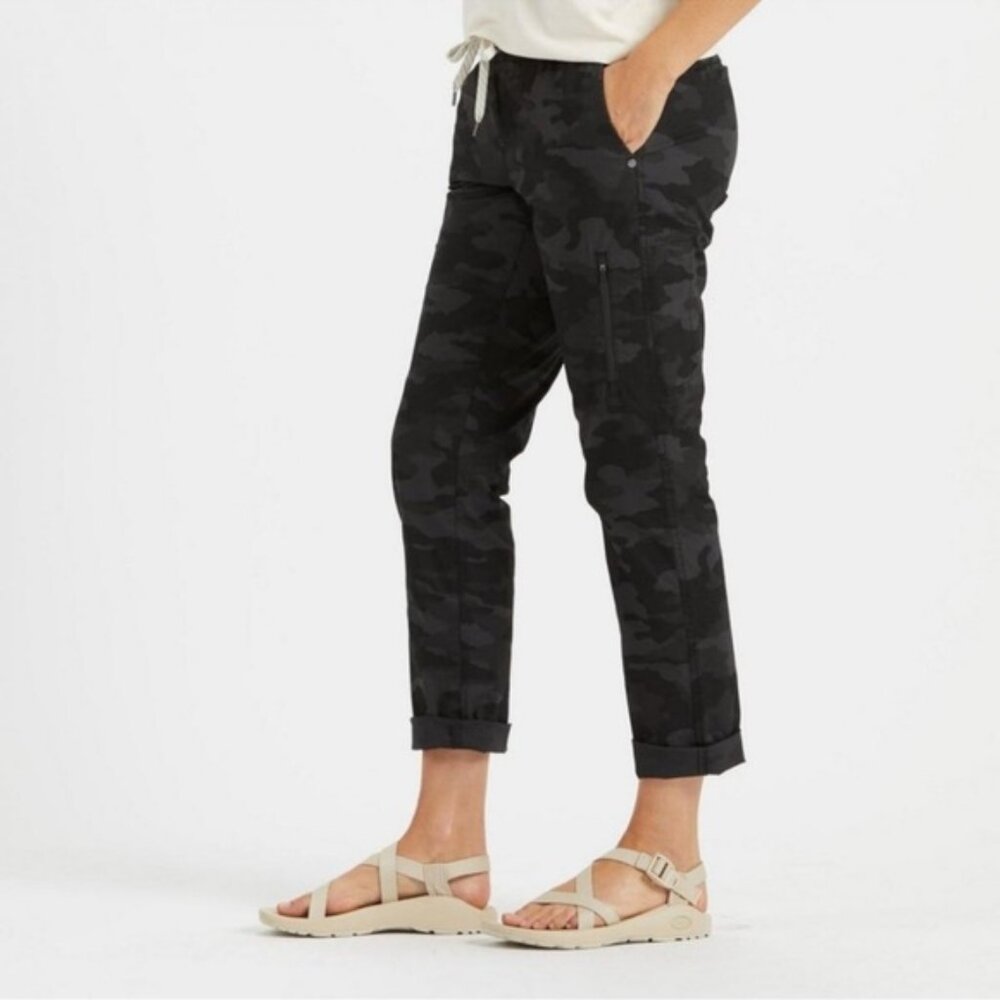 Vuori Ripstop Women's Hiking Daywear Pocket Pant - Camo